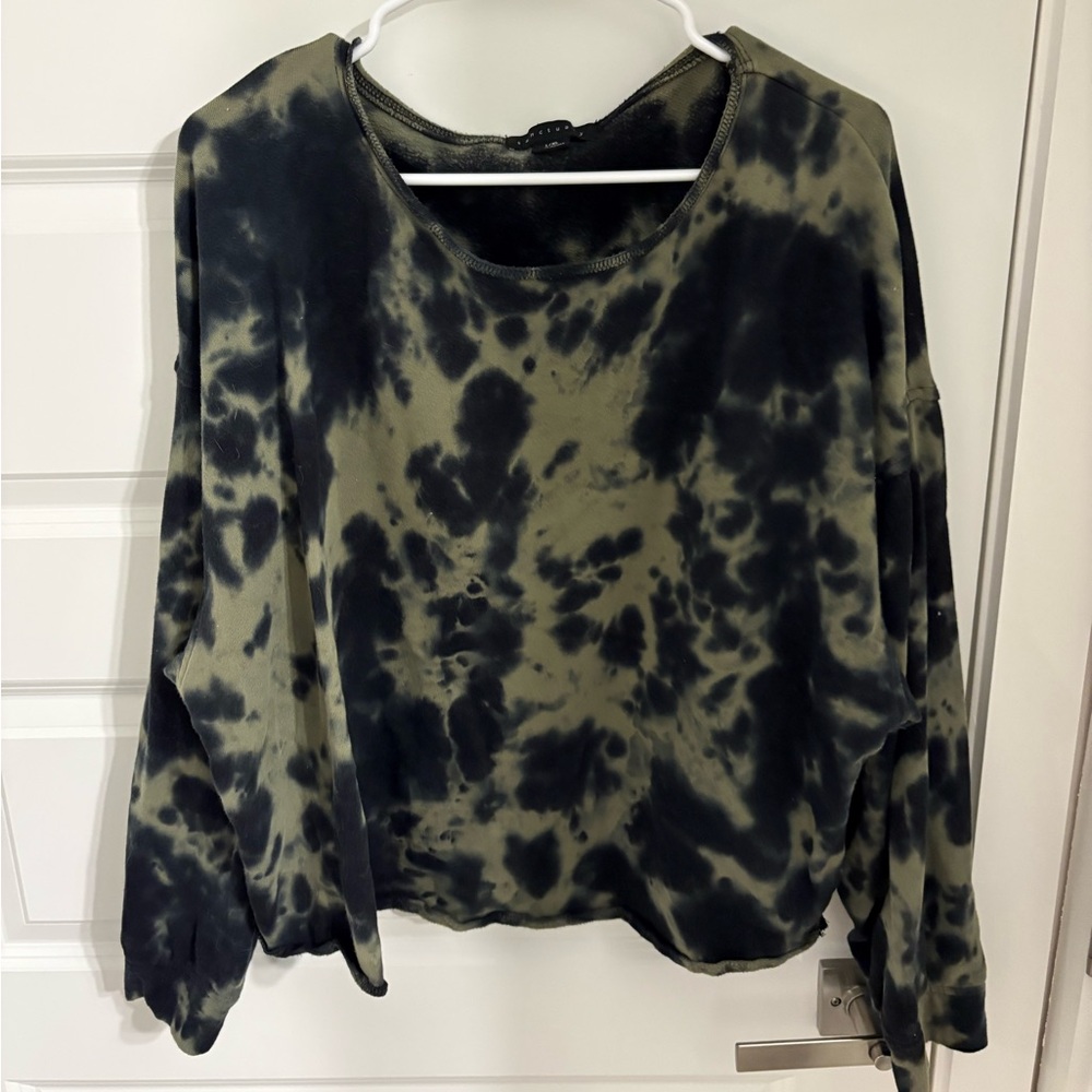 Sanctuary Black and Green Tie-Dye Sweatshirt